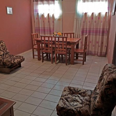 Casa Discreta Bed & Breakfast Кочабамба Екстериор снимка