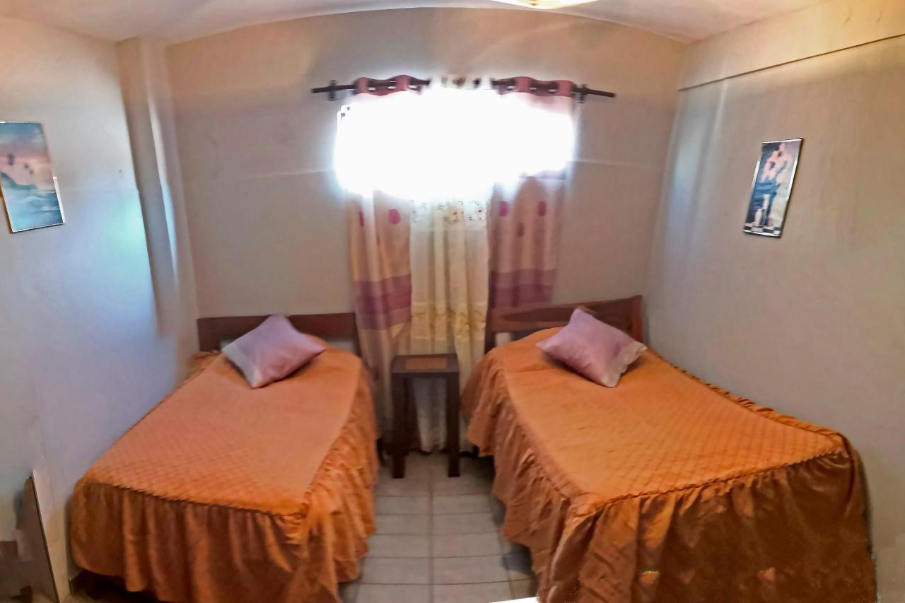 Casa Discreta Bed & Breakfast Кочабамба Екстериор снимка