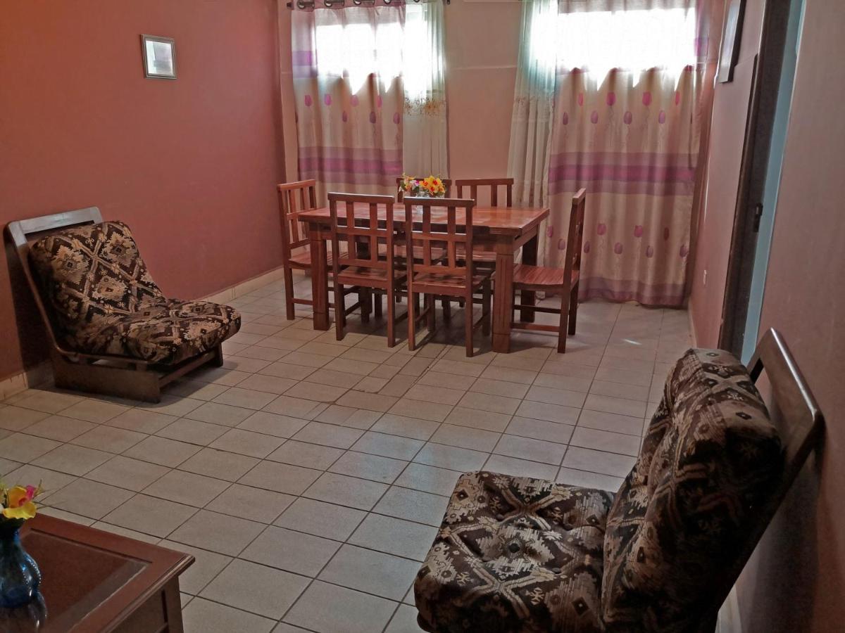 Casa Discreta Bed & Breakfast Кочабамба Екстериор снимка